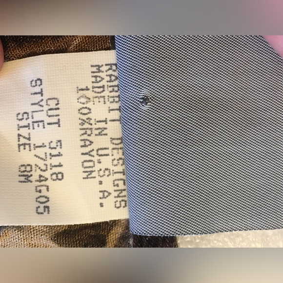 Rabbit Rabbit Rabbit Design -Size 8M- Short Sleeve Blouse-Brown Floral-Leaves~US - Picture 4 of 14